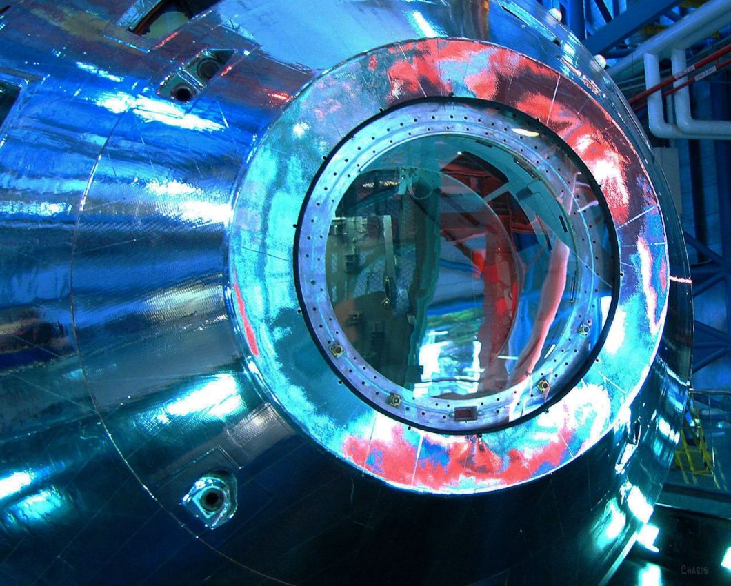 Nasa Dyin' with an astronaut resize